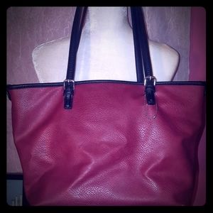 Maroon Purse Bueno